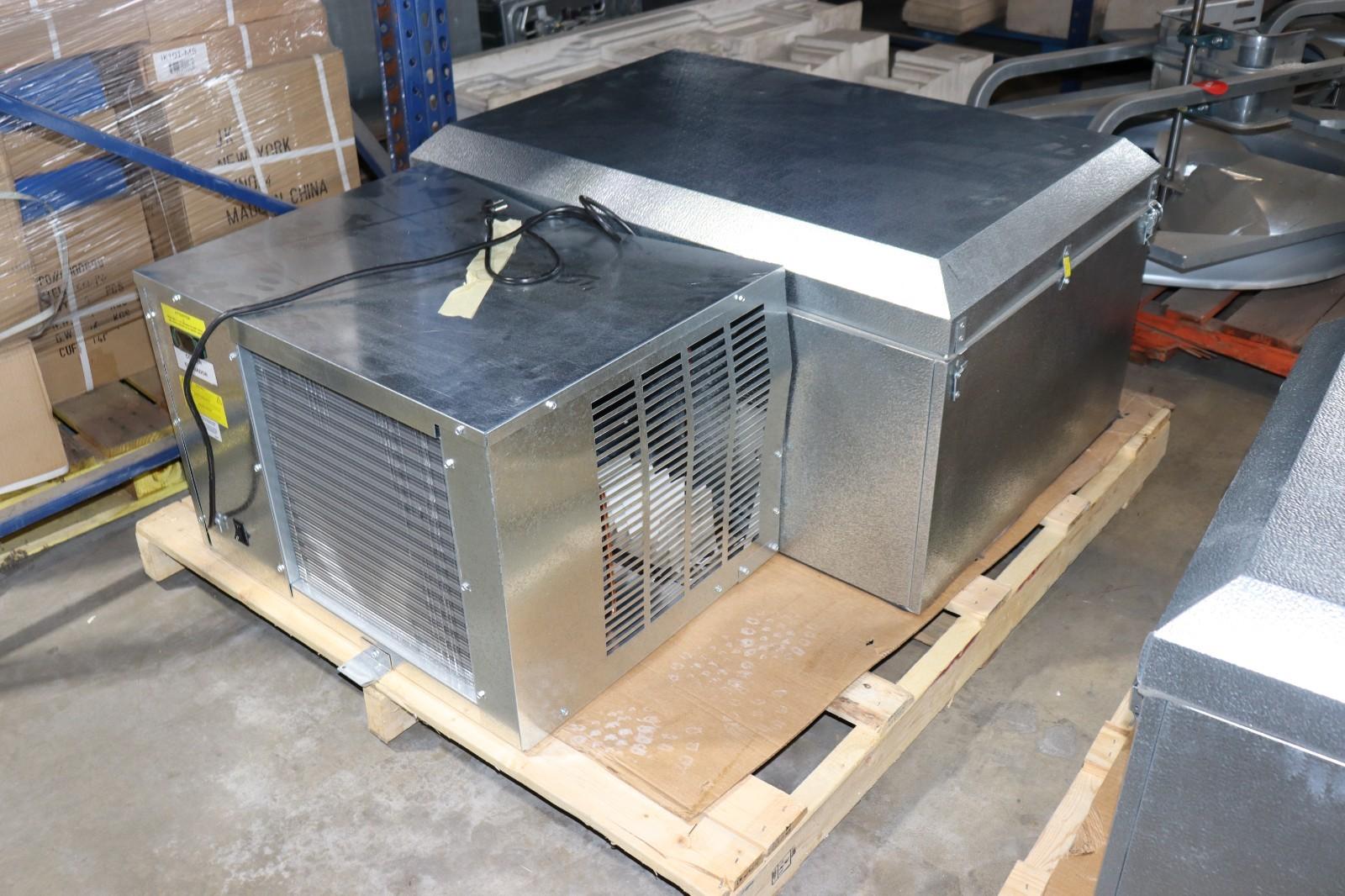 Nor-Lake Walk-Ins KLB7766-C - Kold Locker Indoor Cooler w/ Floor, 72x72x91, NOB