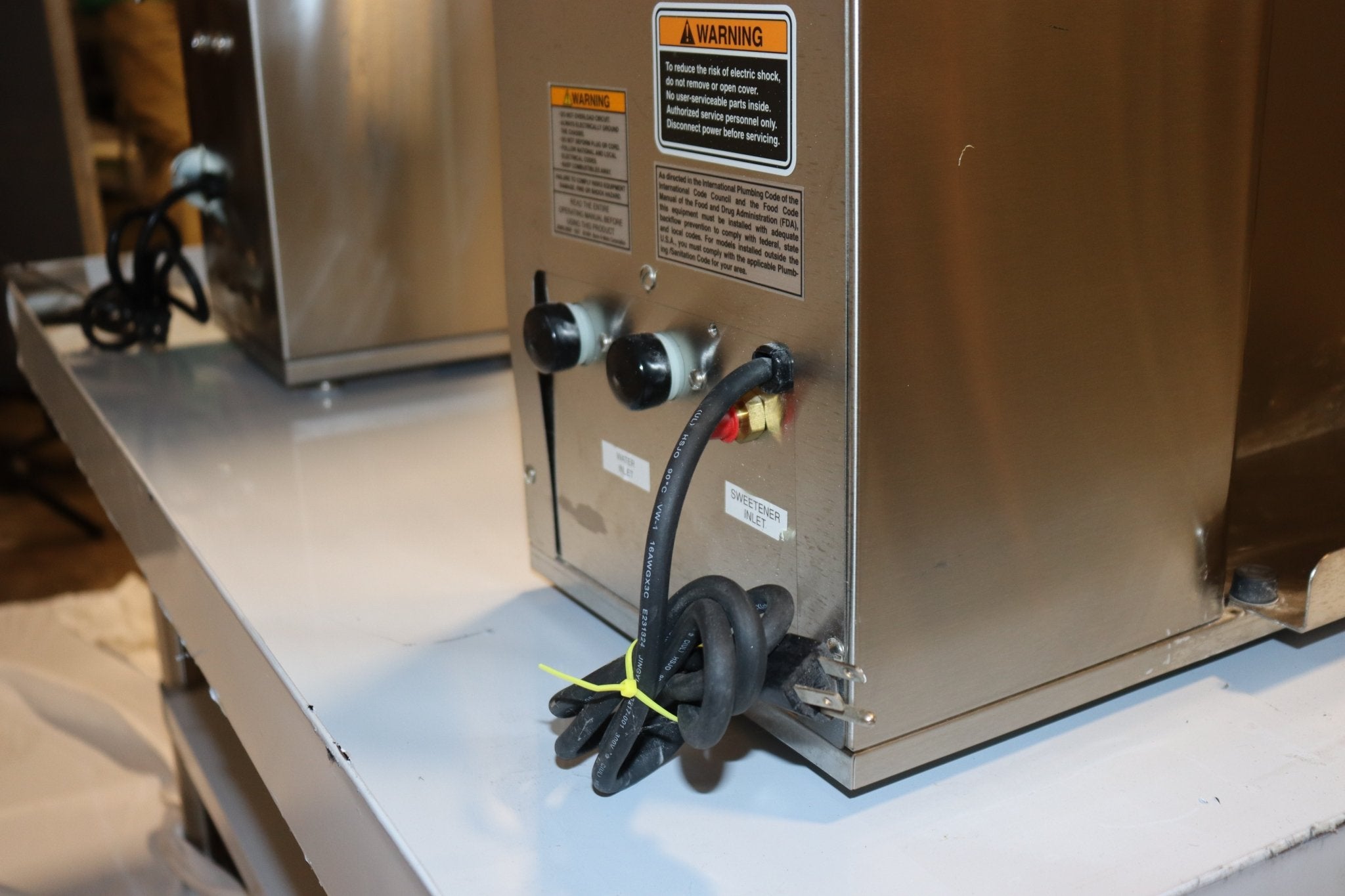 Bunn Infusion 41400.0301 ITB, 120V Dual Dilution w/ SWTNR Tea Brewer - NMB Restaurant Equipment