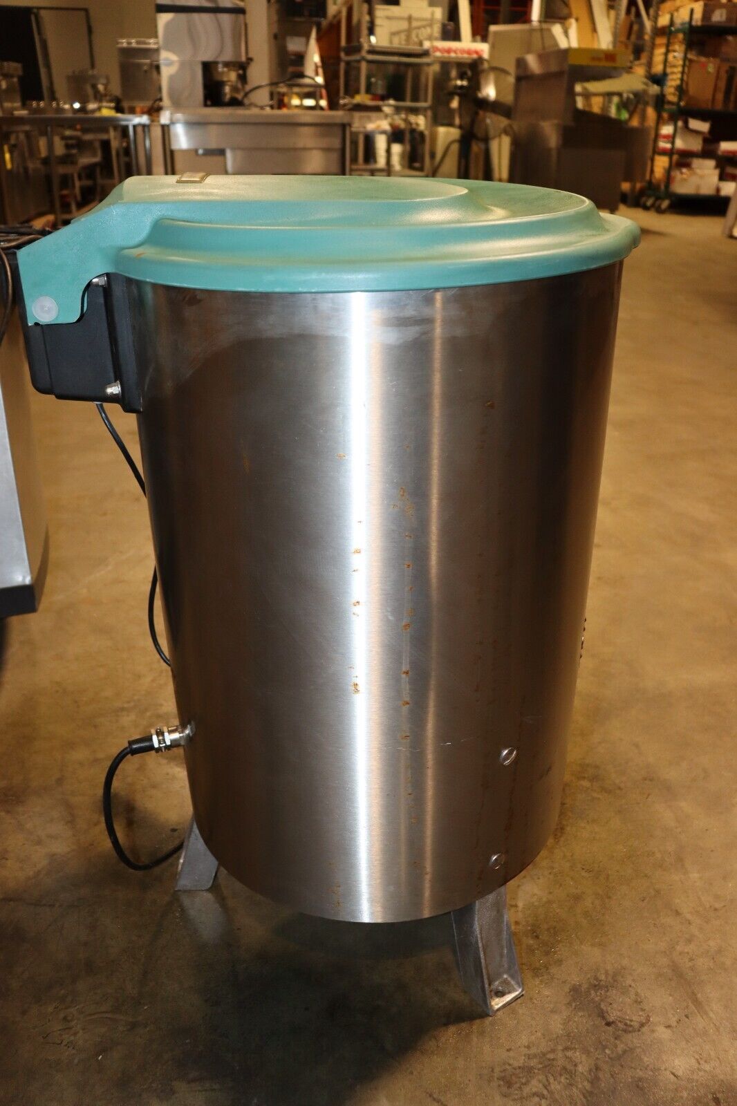 Electrolux EL40 Salad Spinner, New/Old Stock, No Basket - NMB Restaurant Equipment