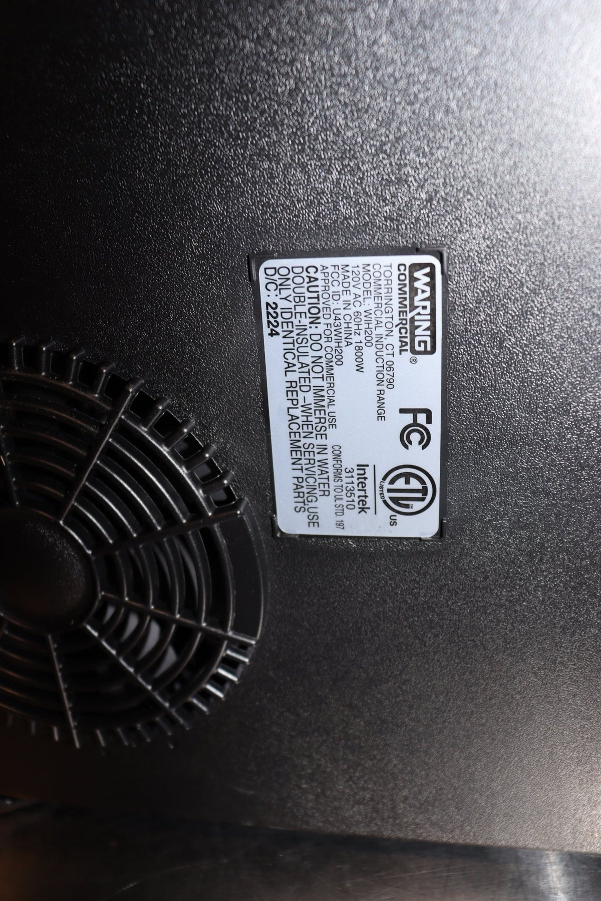Waring WIH200X Countertop Induction Range, 120V, 1800W - NMB Restaurant Equipment