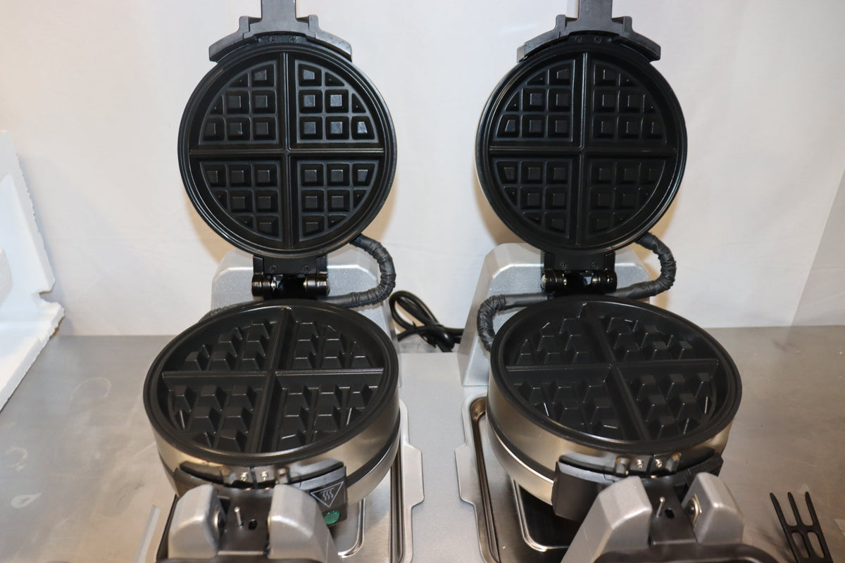 Waring WW300BX Non-Stick Quad Belgian Waffle Iron/Maker, 208V, 2,700W - NMB Restaurant Equipment