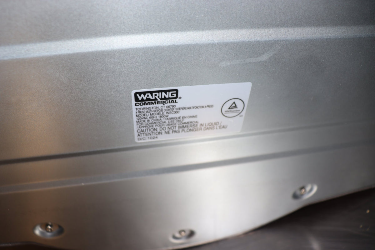 Waring XPress WSC300 13 1/2" Dual-Surface Multipurpose Aluminum Non-Stick Electric Cooktop, 120V, 1800W - NMB Restaurant Equipment