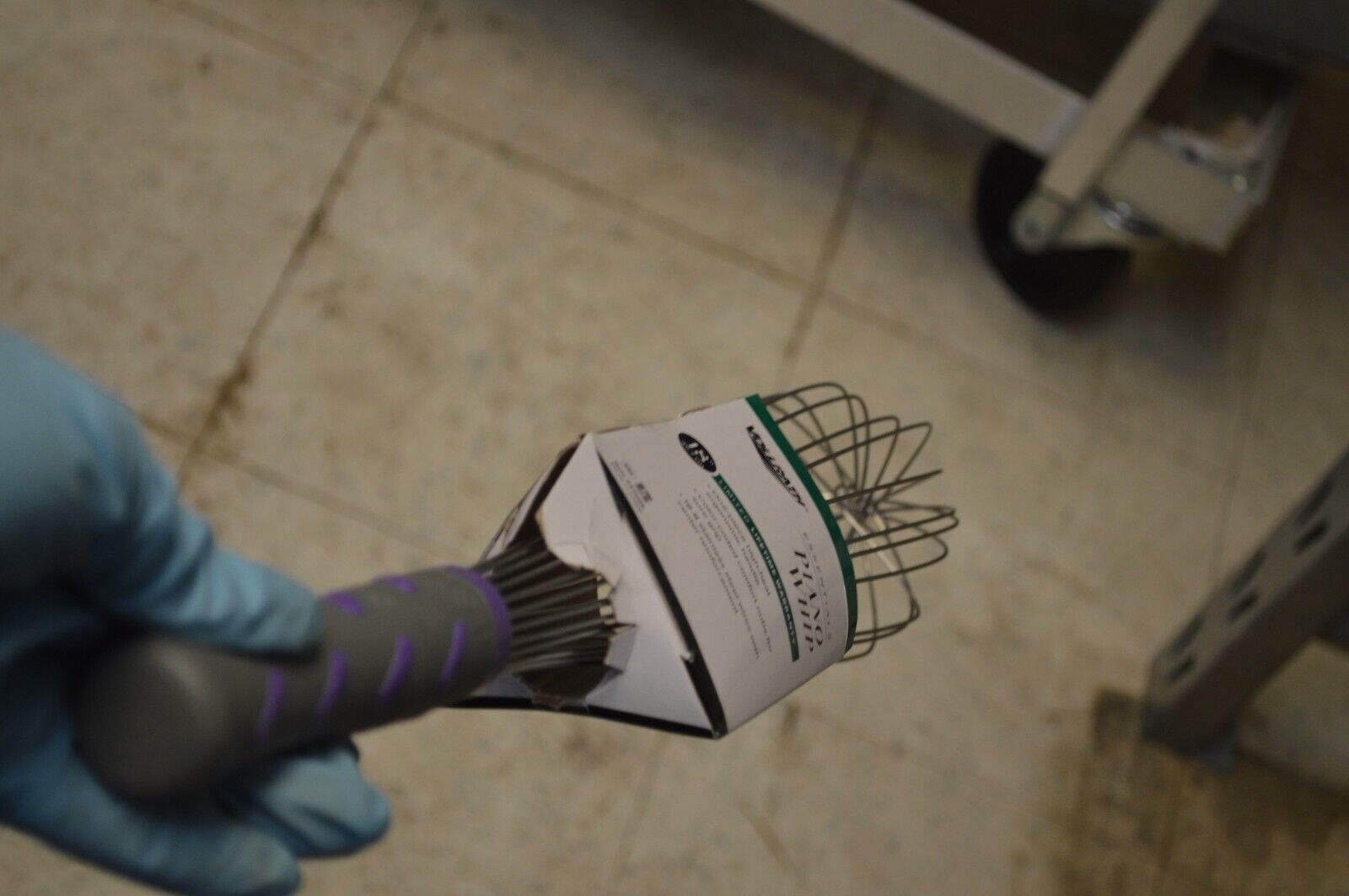 Vollrath 47006 Jacob's Pride 18" Piano Whip - Purple Nylon Handle, Stainless