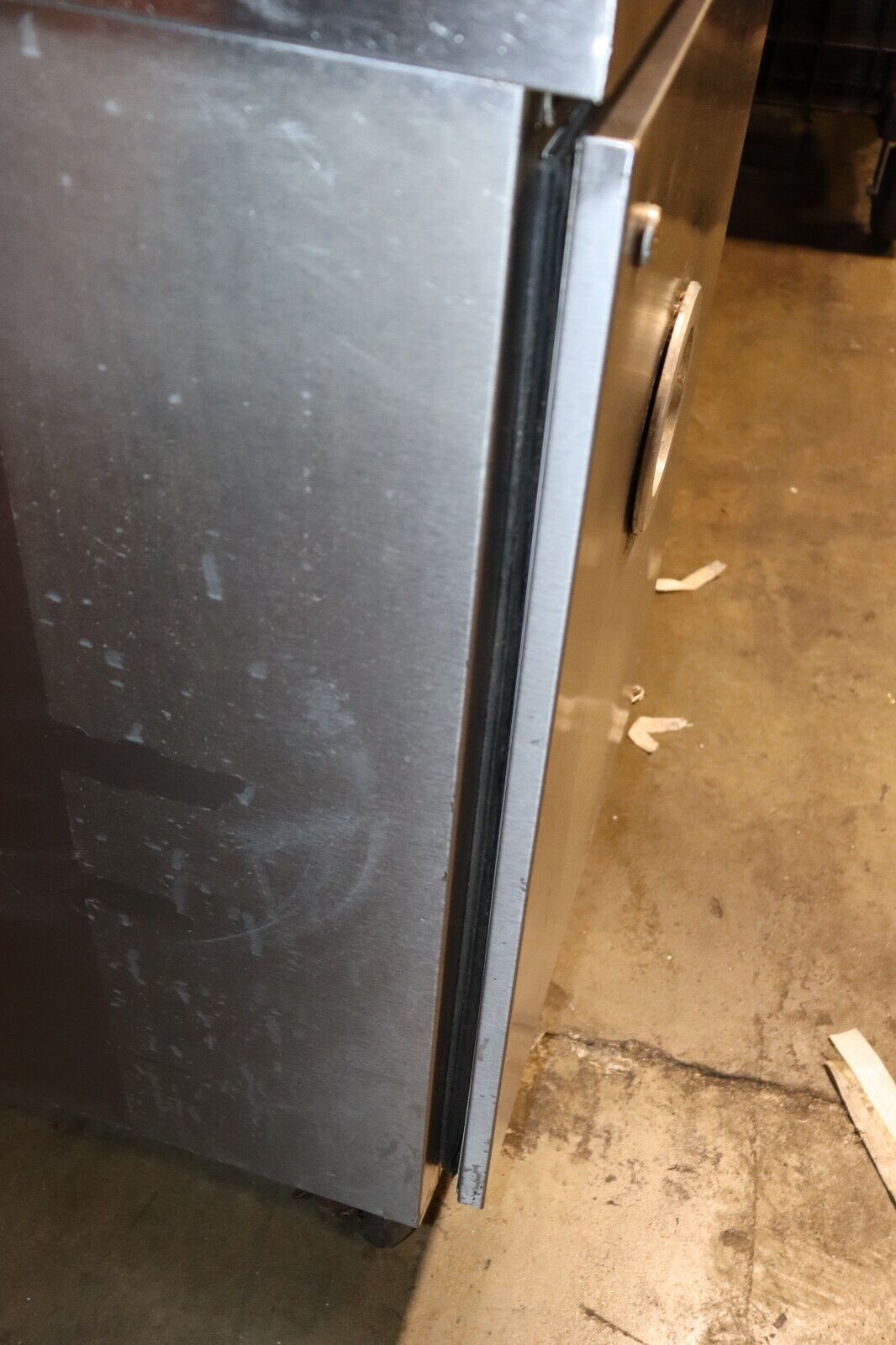 Beverage Air BM23C 24" Kegerator, Dual Perlick Tap, w/ Round Glass, Tested