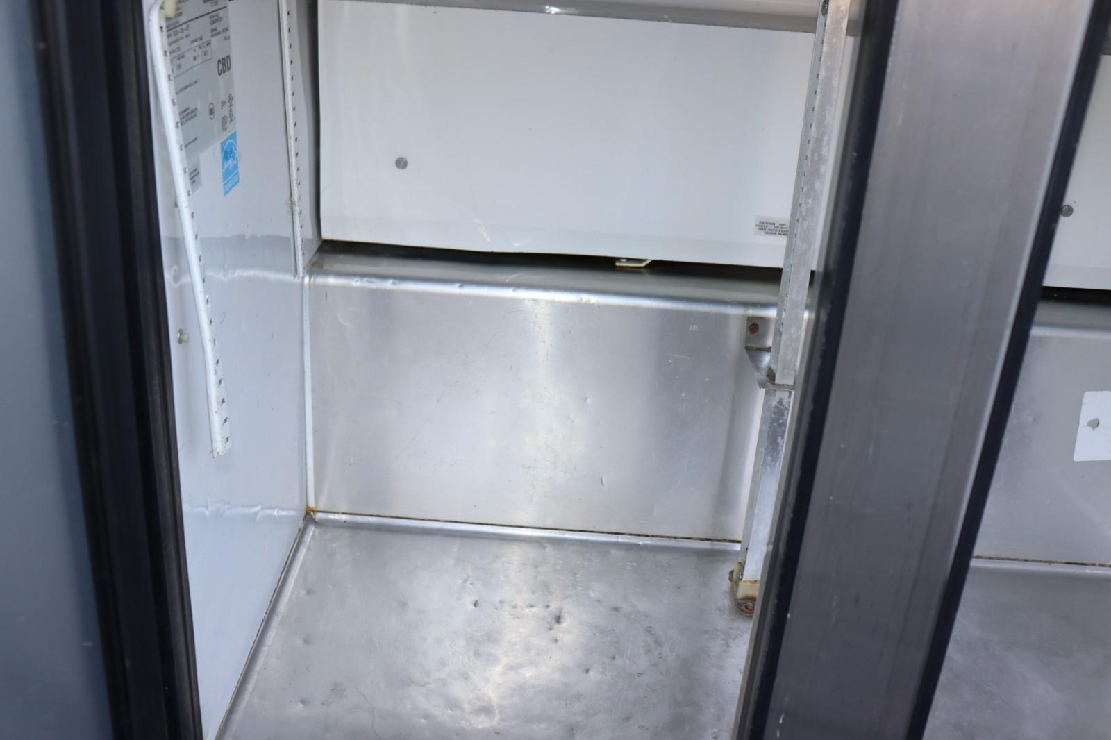 True TUC-36-LP Undercounter Low Profile 2 Door Cooler, Clean