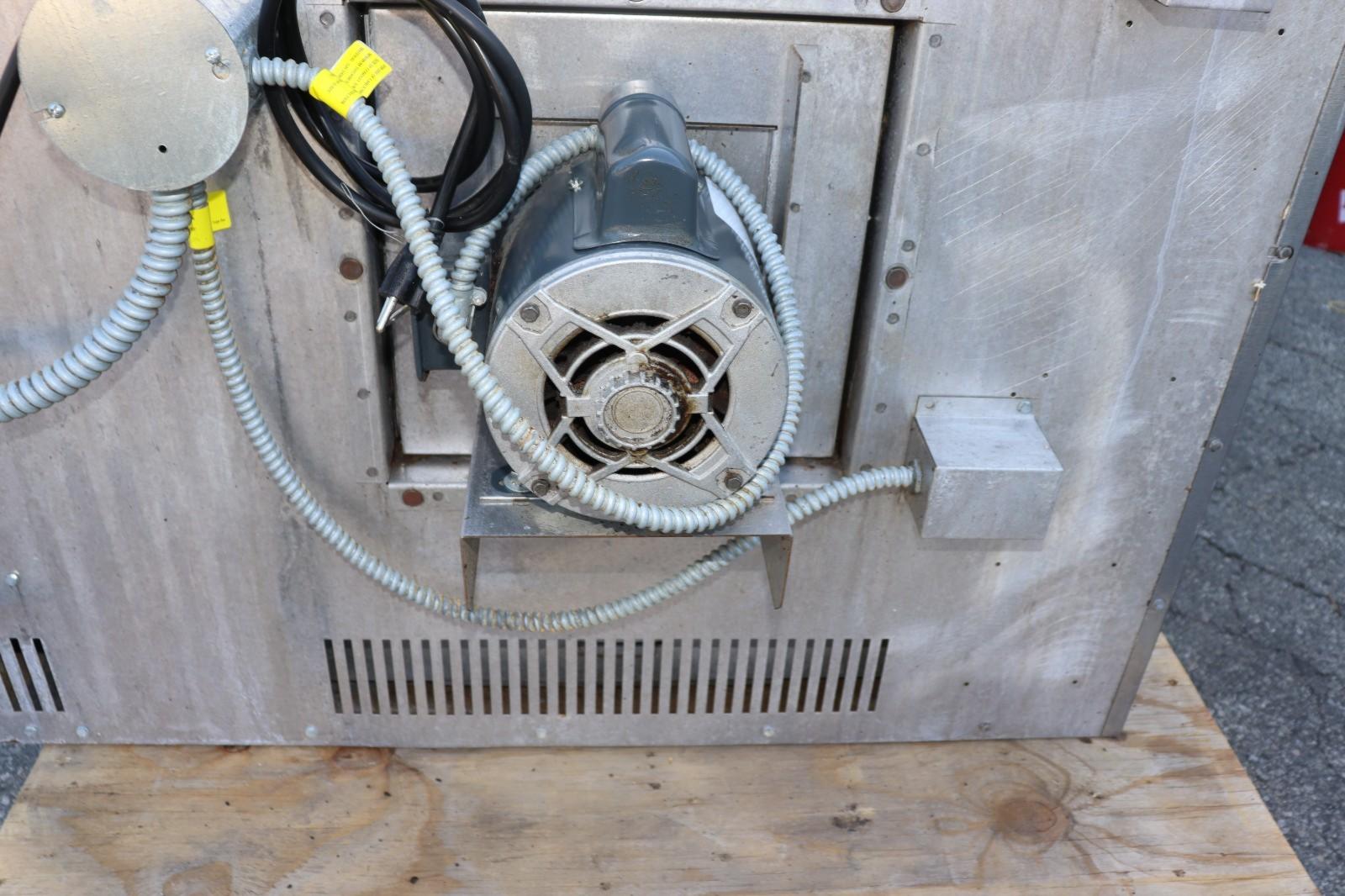 Vulcan VC4GD-11D150K, Gas Double Stack Convection Oven, Used, Clean