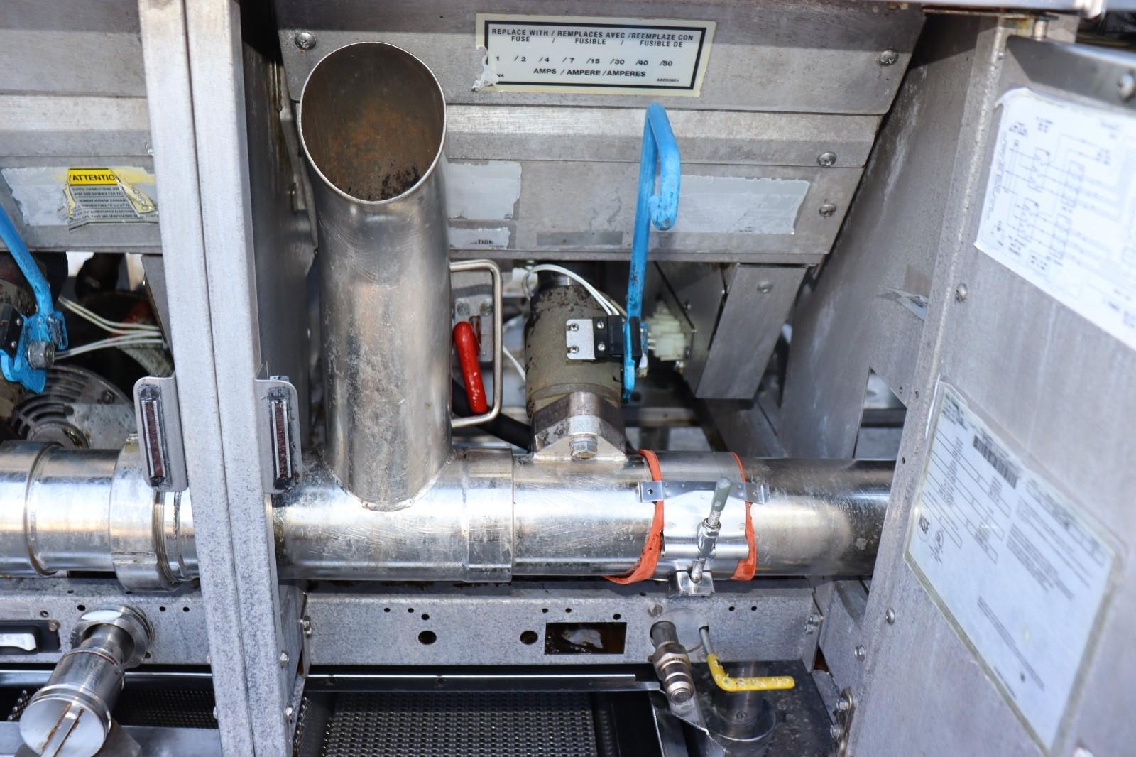 Pitco Electric 208V 3 Phase, 50 lbs, 3 Pot, SEH50, w/ Filtration System, CLEAN