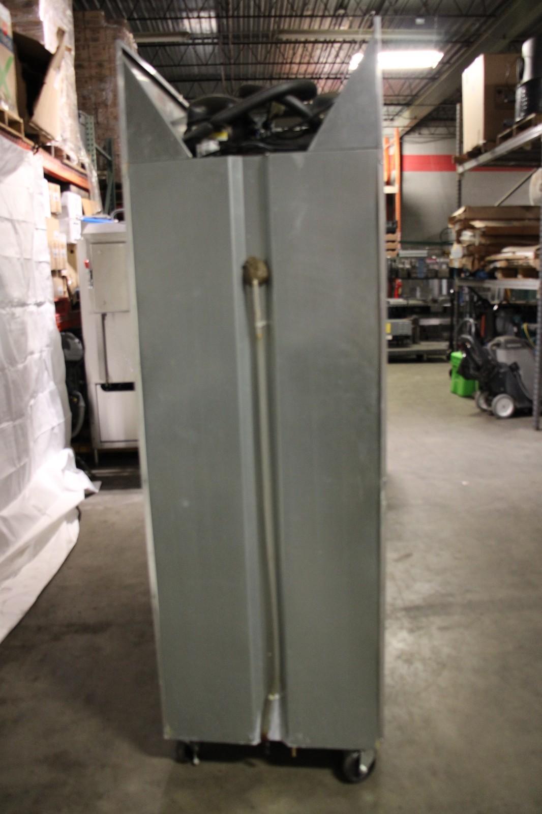 CONTINENTAL MODEL 1F COMMERCIAL FREEZER
