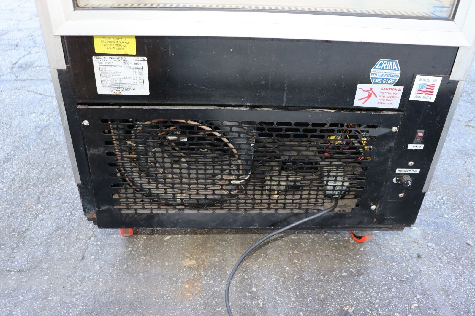 Federal 3150SC-2 31" Flat Glass Commercial Refrigerated Display Case, Used