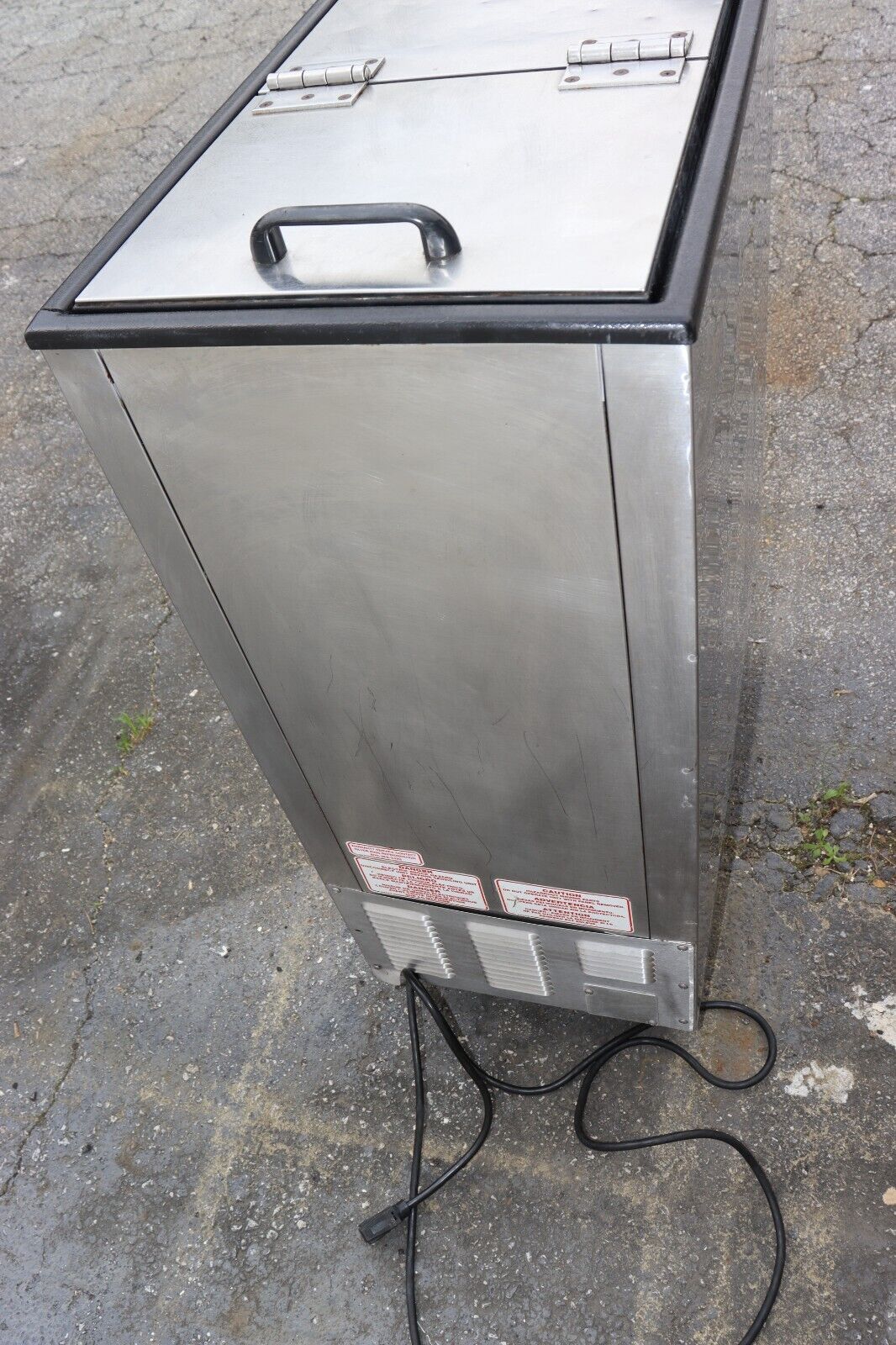 Silver King SKFS2/C1 Flip Door Ice Cream Mobile Freezer, Used, Tested