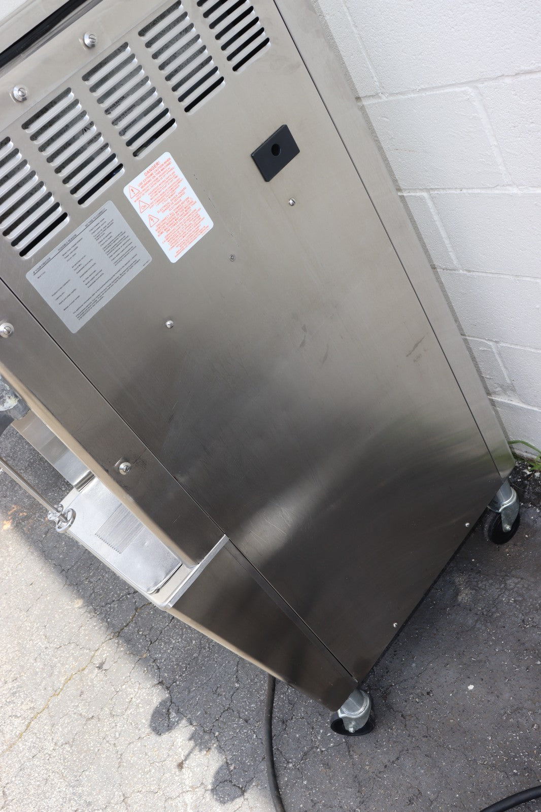 Taylor Crown 751-33 Soft Serve Ice Cream Machine, 3ph, Late Model