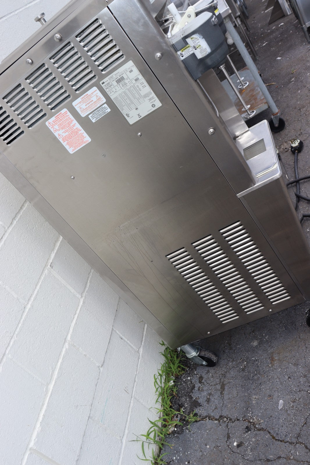Taylor Crown 751-33 Soft Serve Ice Cream Machine, 3ph, Late Model