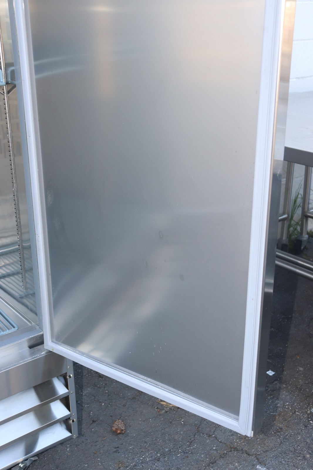 Norpole NP2R 54'' Two Section Solid Door Reach-In Refrigerator, Scratch & Dent