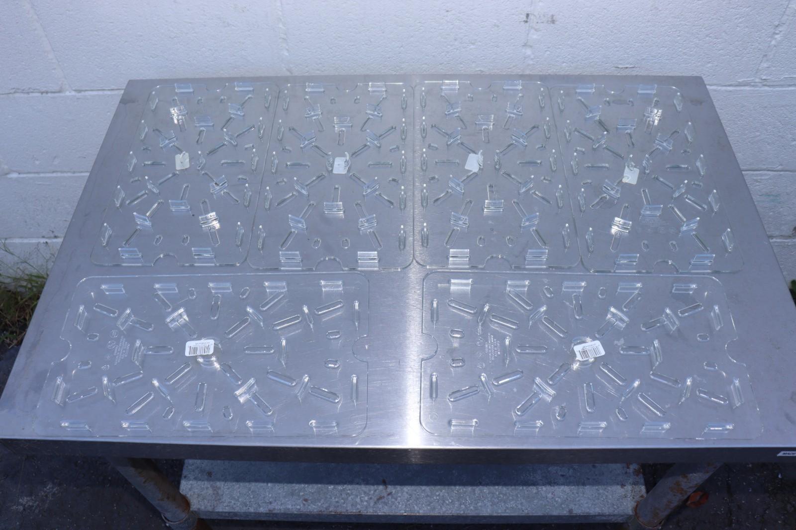 Case of 6 Cambro 1218DSCW135 Drain Shelf for Half-Size Cambro Food Storage Boxes