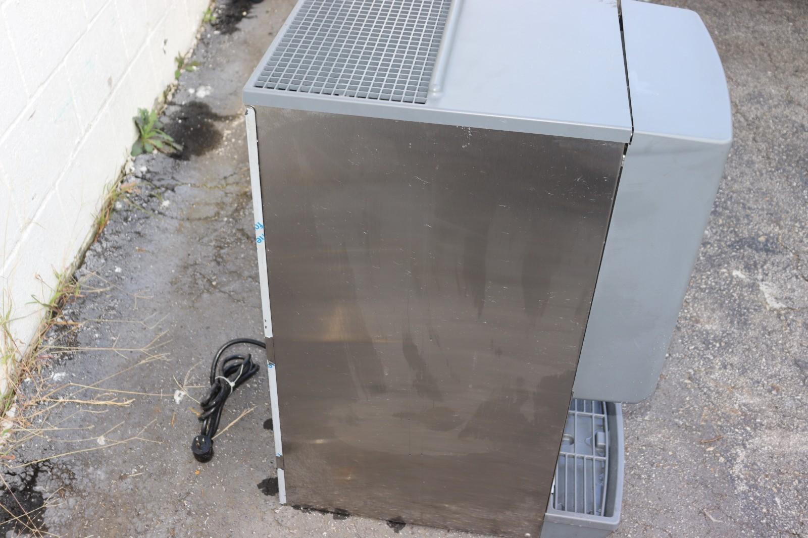 FOLLETT SYMPHONY PLUS 12CI425A ICE MAKER AND WATER DISPENSER, USED CLEAN