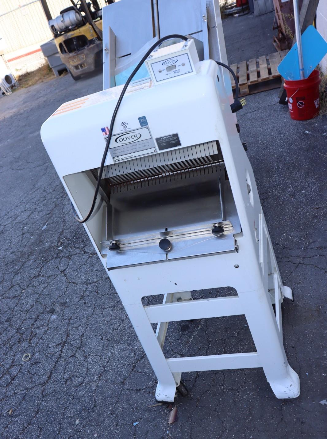 OLIVER 797-32NC 1/2" Slicing Feed Bread Loaf Slicer, Clean, SN:193737, w/ Wheels