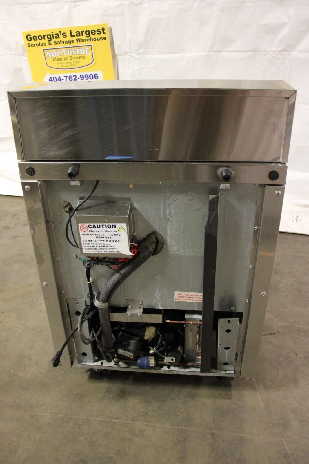 Continental SW24-12 Refrigerated Sandwich Prep Unit 24 inch, Clean, Tested