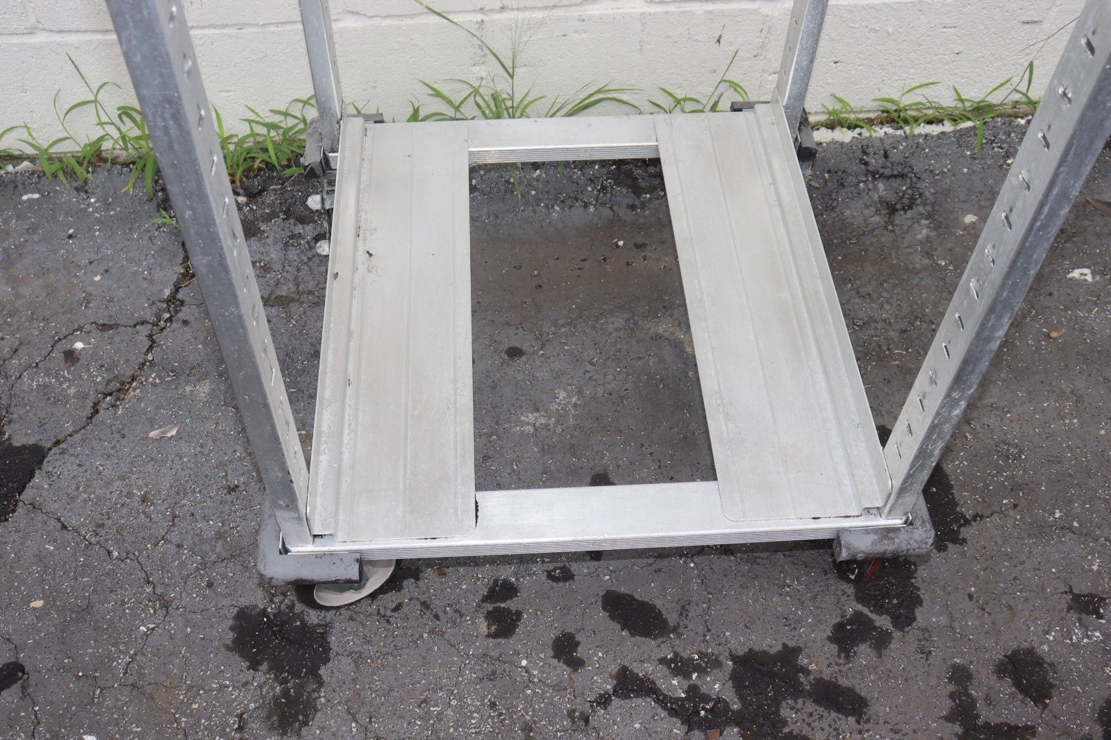2 - Cres Cor 207-UA-13A 12 Pan End Load Universal Utility Rack - Missing Holders - NMB Restaurant Equipment