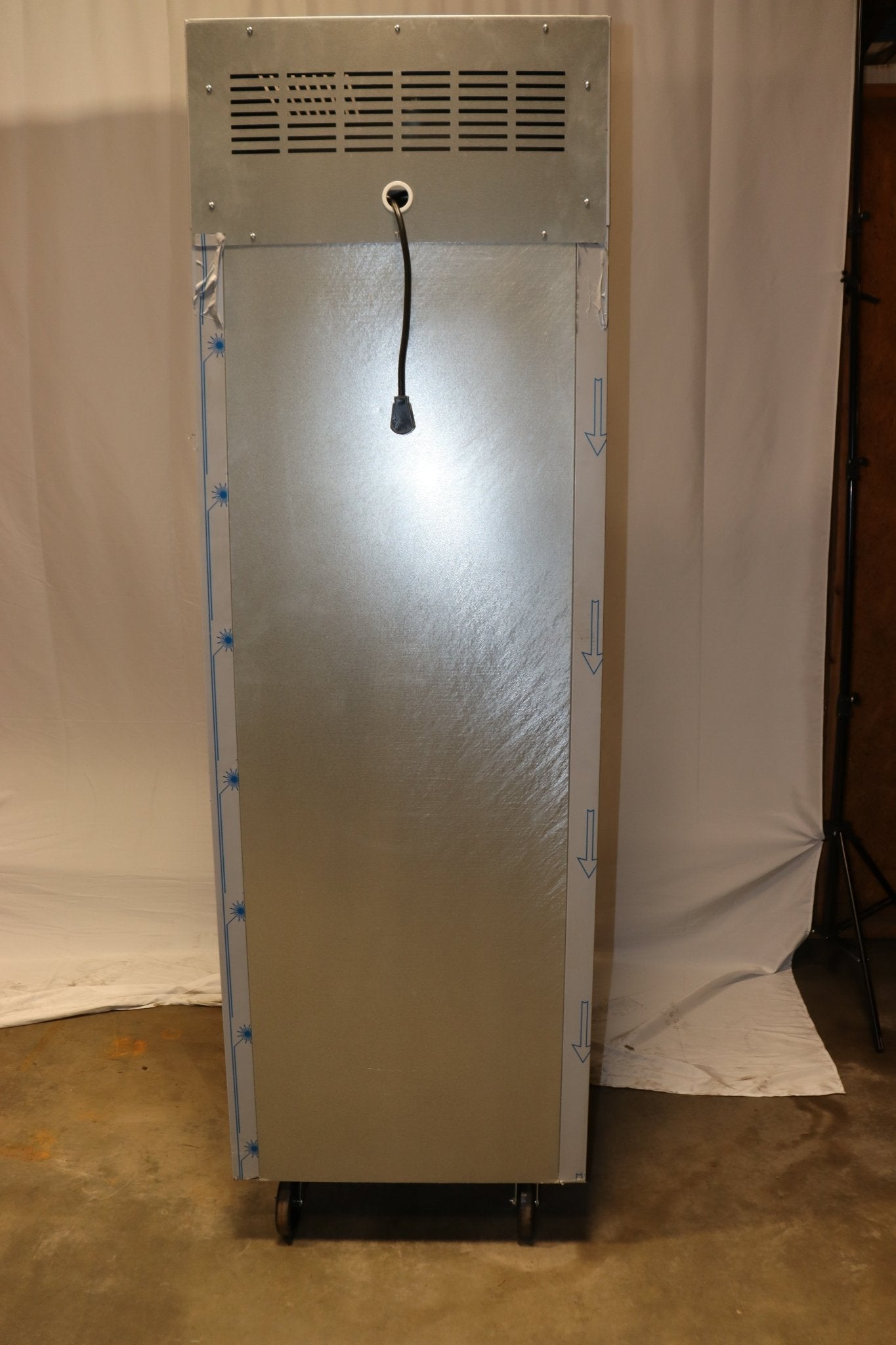 Beverage Air HH1-1S Horizon Series 21.17 cu.ft. Solid Door Warming Cabinet - NMB Restaurant Equipment