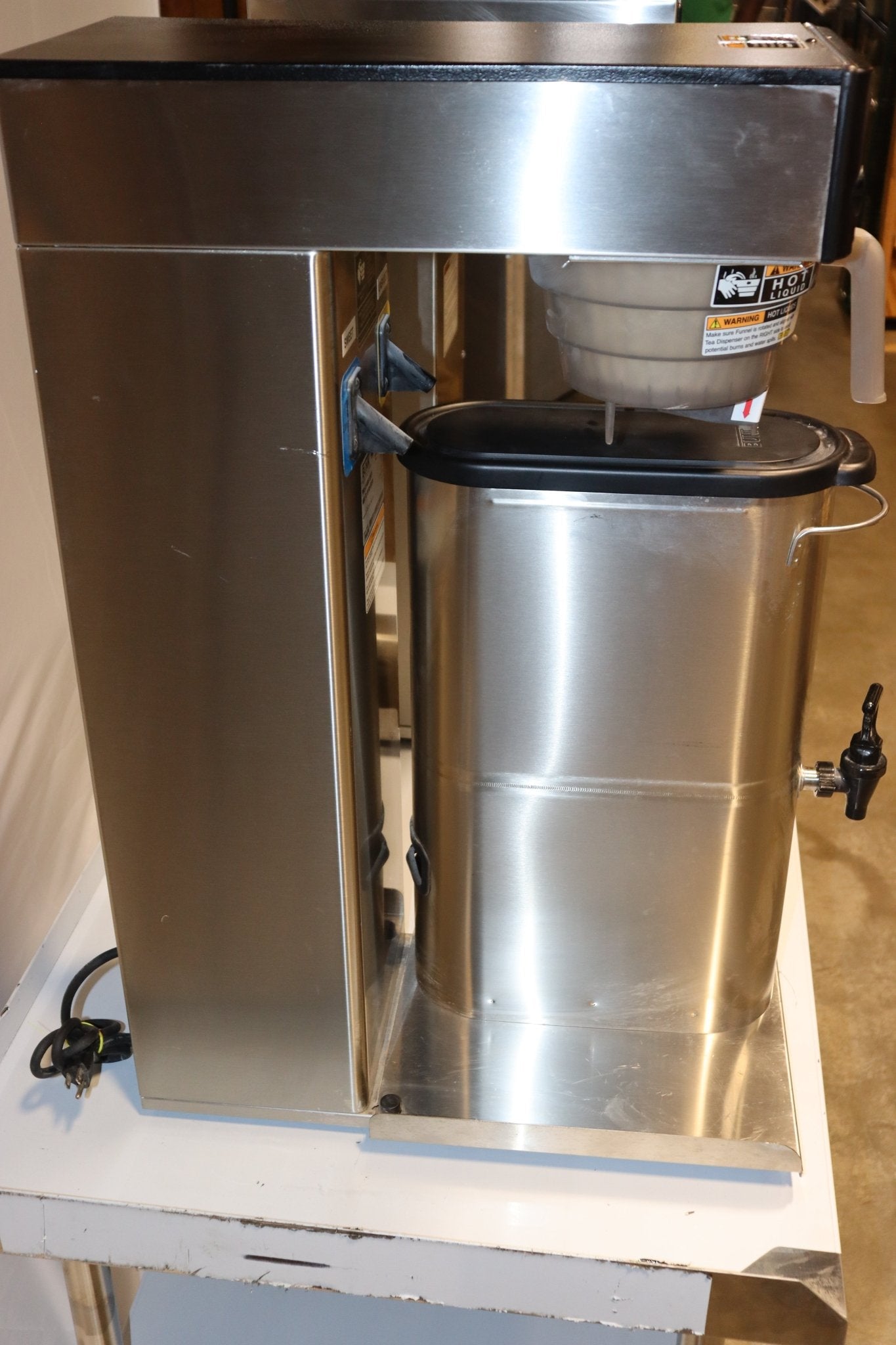 Bunn Infusion 41400.0301 ITB, 120V Dual Dilution w/ SWTNR Tea Brewer - NMB Restaurant Equipment