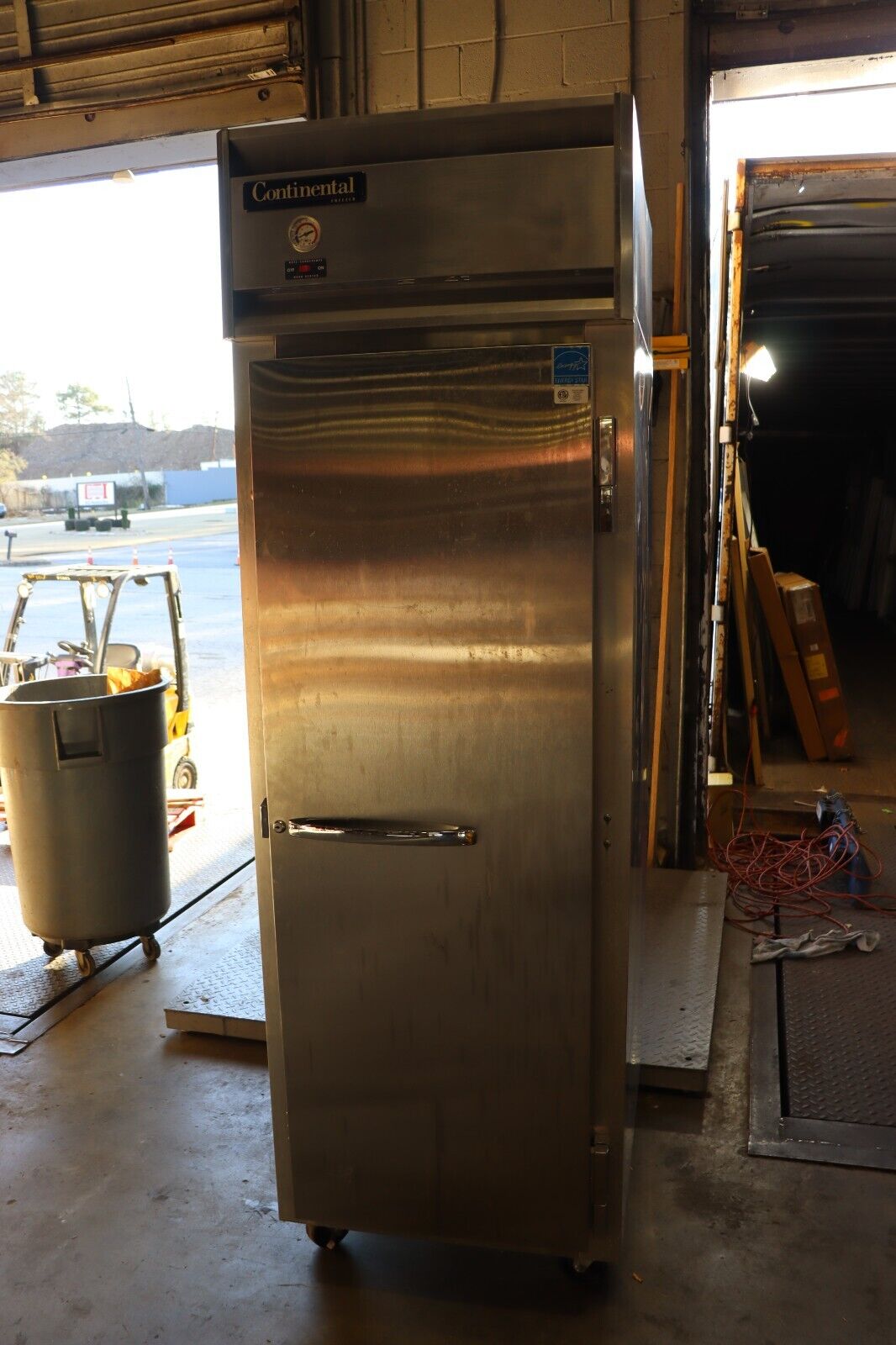 Commercial Reach in Freezer Continental 1F - NMB Restaurant Equipment
