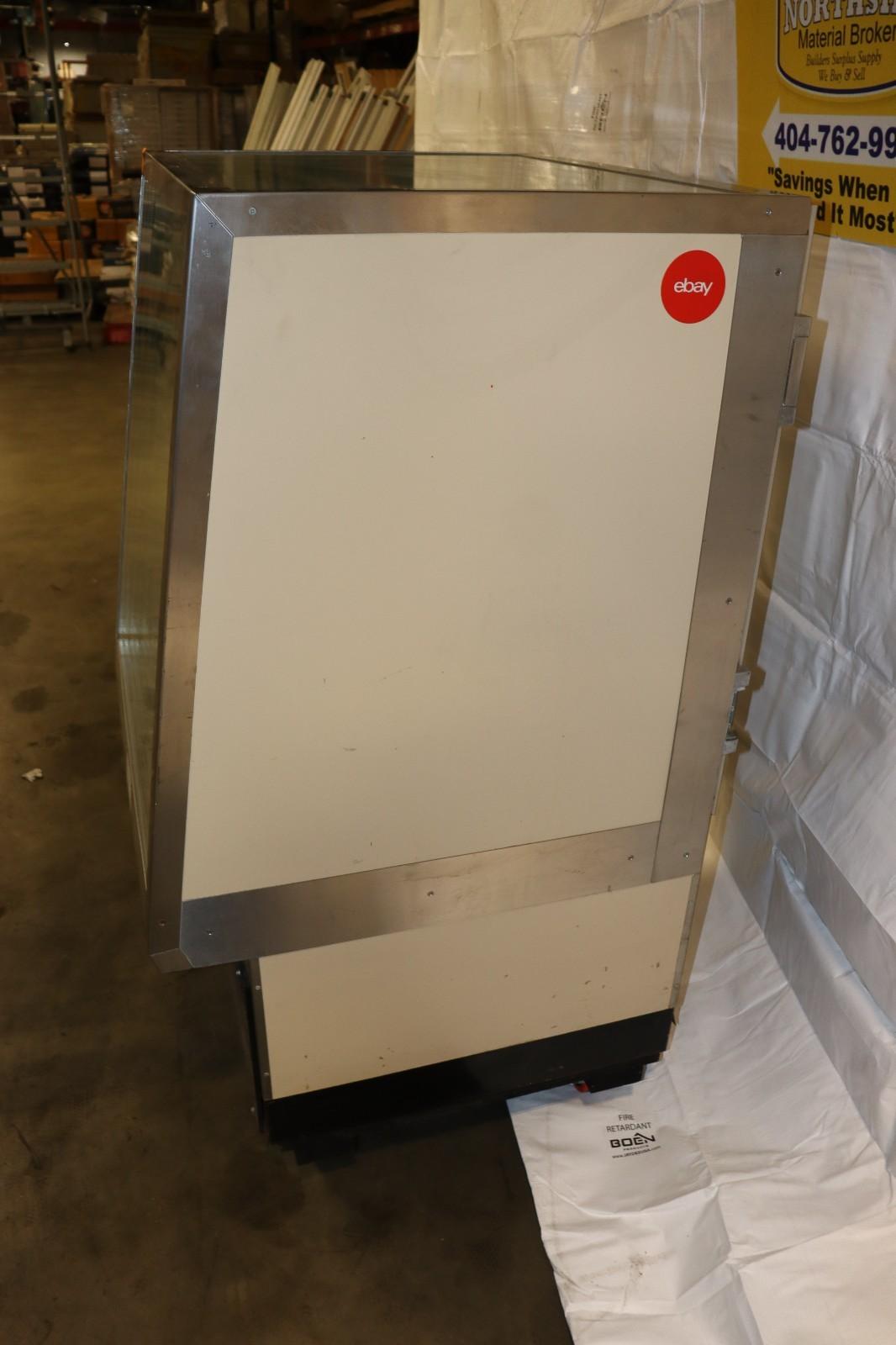 Federal Industries 31505C-2 Refrigerated Display Case, CLEAN, Rolling, Used - NMB Restaurant Equipment