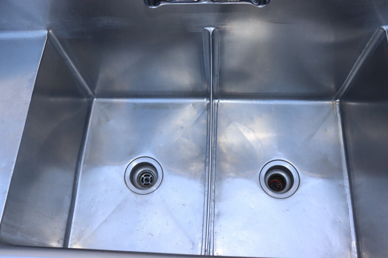 Four Compartment Commercial Sink 98" Long x 24" Wide, w/ Side Boards, Stainless - NMB Restaurant Equipment
