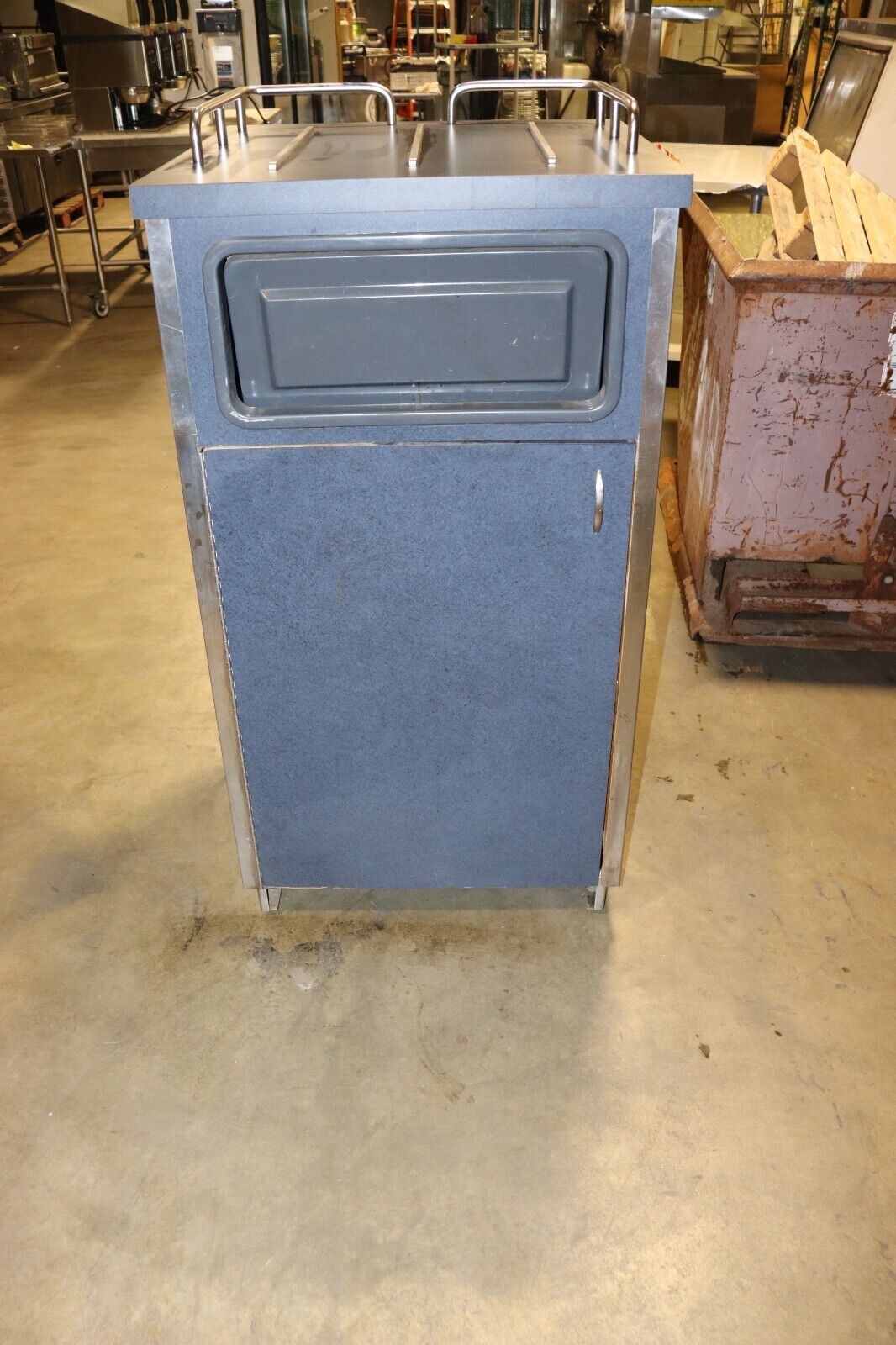 Gray Trash Cabinet, w/ Rolling Bin, Stainless Steel Runners, Used, 28x28x50 - NMB Restaurant Equipment