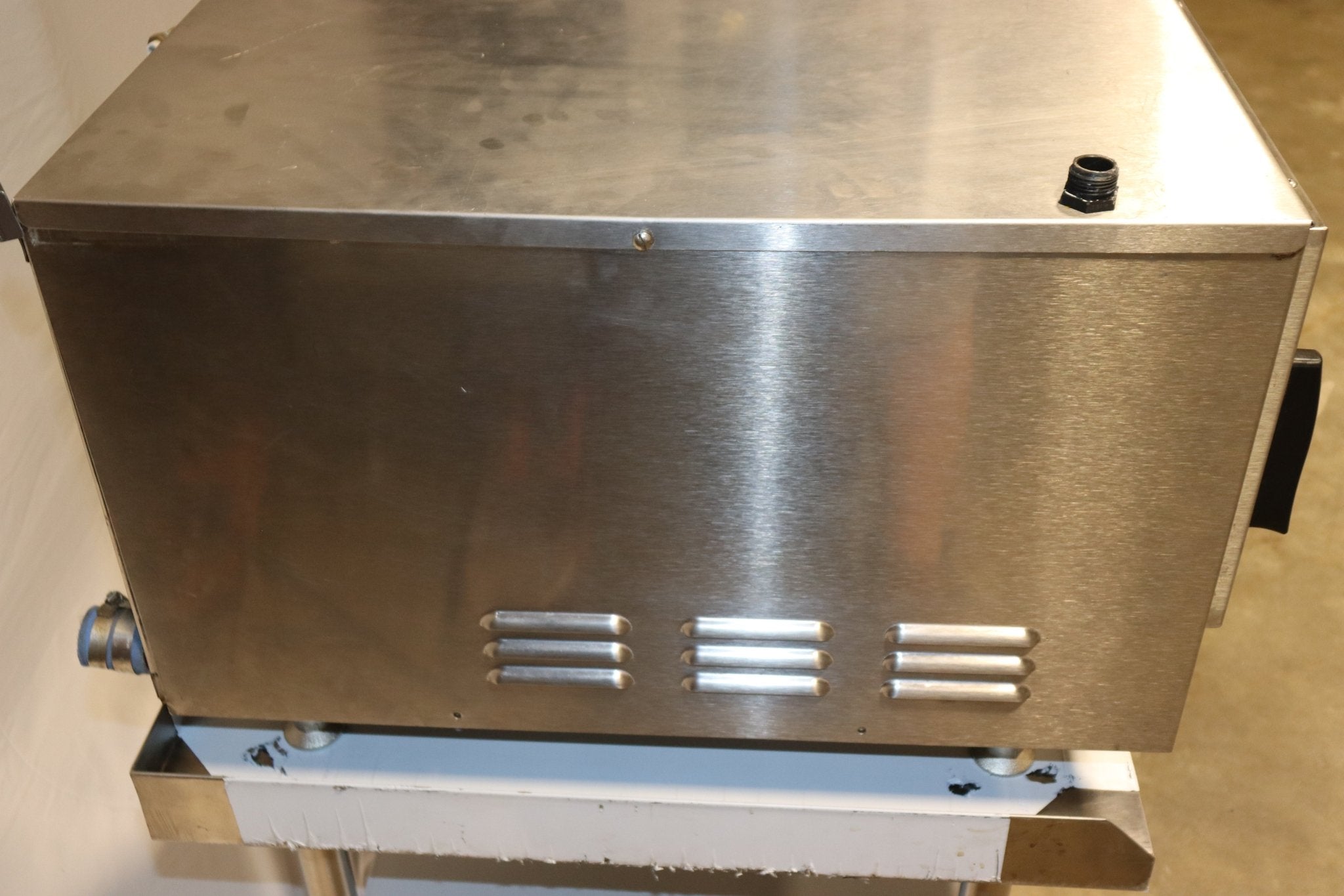 Groen HY-3E 208/3, 240/1 HyPerSteam Stainless Steel 3-Pan Pressureless Electric Steamer - NMB Restaurant Equipment