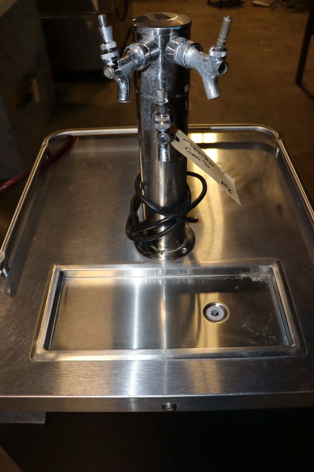Micromatic MDD23 Direct Draw Keg Refrigerator, w/ 3 Taps on Casters, - NMB Restaurant Equipment