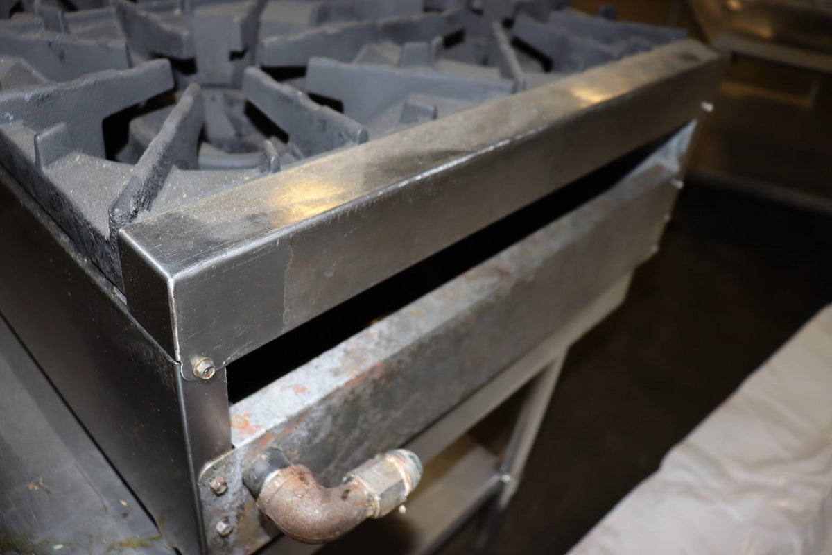 Radiance 24" Counter Top 4 Burner Gas Commercial Hotplate 128,000 btu, Used - NMB Restaurant Equipment