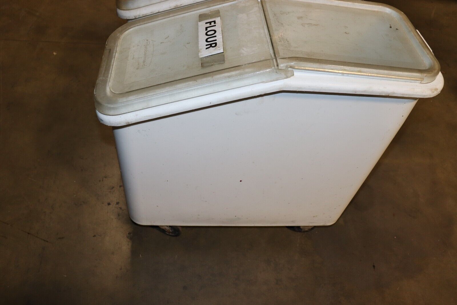 Rubbermaid Commercial FG360088WHT 400 Cup Mobile Ingredient Bin, Flour, Used - NMB Restaurant Equipment