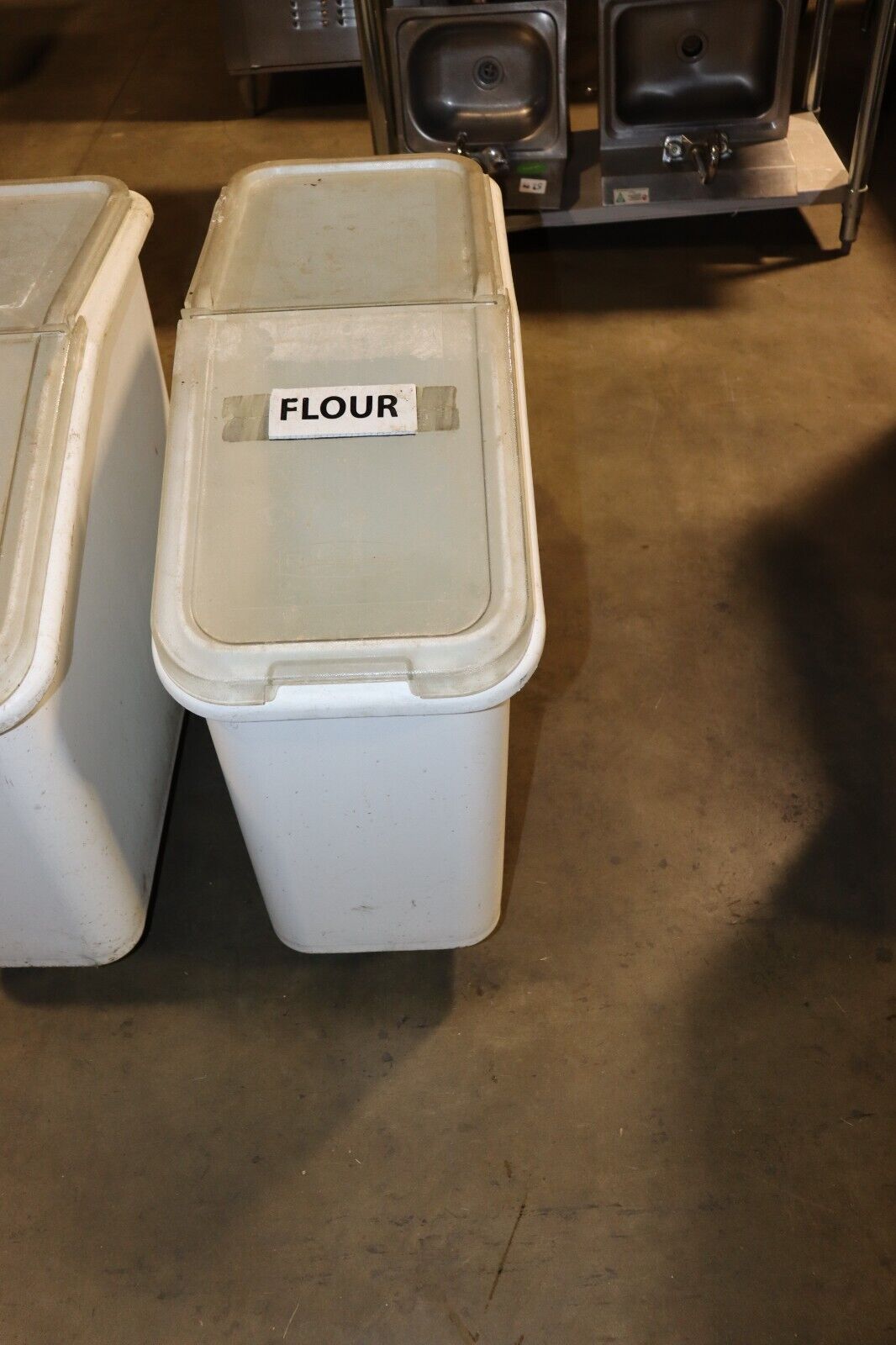 Rubbermaid Commercial FG360088WHT 400 Cup Mobile Ingredient Bin, Flour, Used - NMB Restaurant Equipment