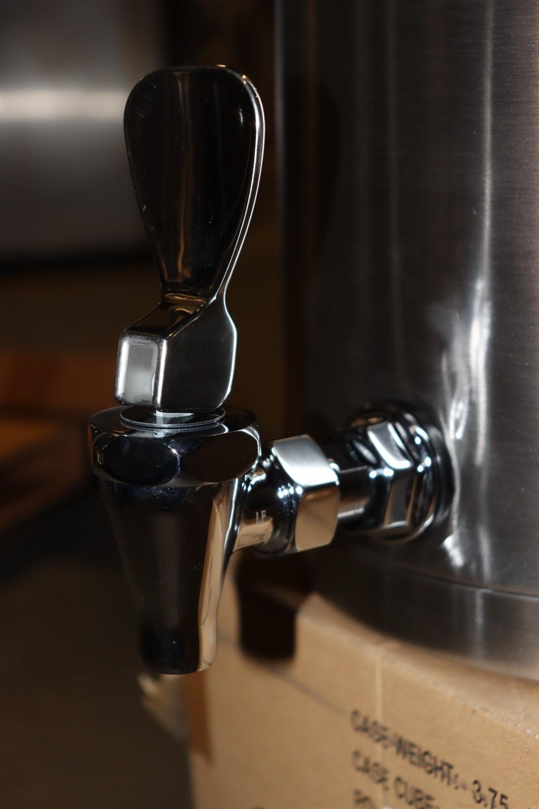 Service Ideas 1.5 Gal Low Volume Dispenser Thermal Coffee Urn, URN15VPSRG - NMB Restaurant Equipment
