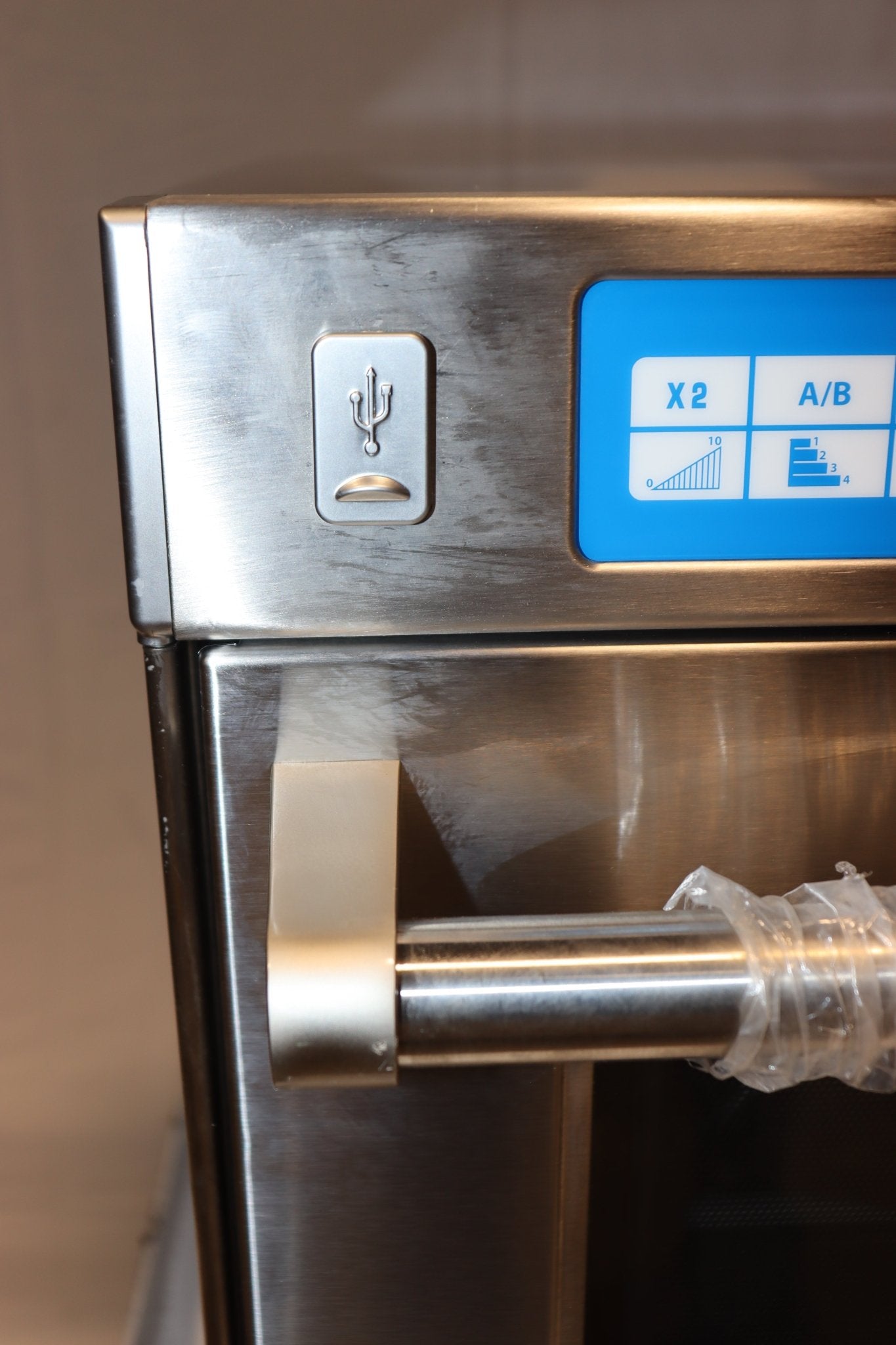 Solwave Ameri-Series Heavy-Duty Commercial Steamer Microwave Oven - 208/240V - NMB Restaurant Equipment