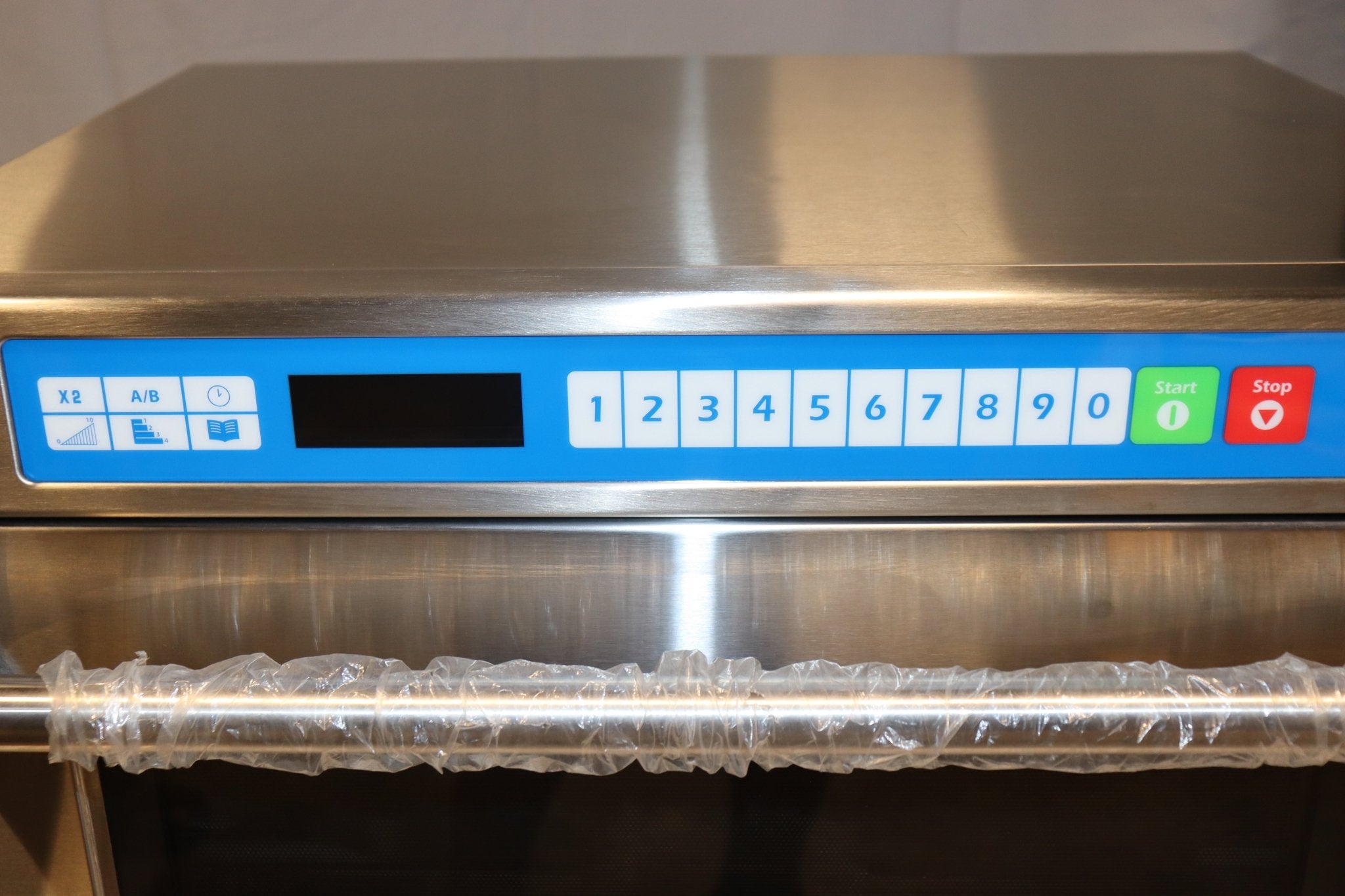 Solwave Ameri-Series Heavy-Duty Commercial Steamer Microwave Oven - 208/240V - NMB Restaurant Equipment