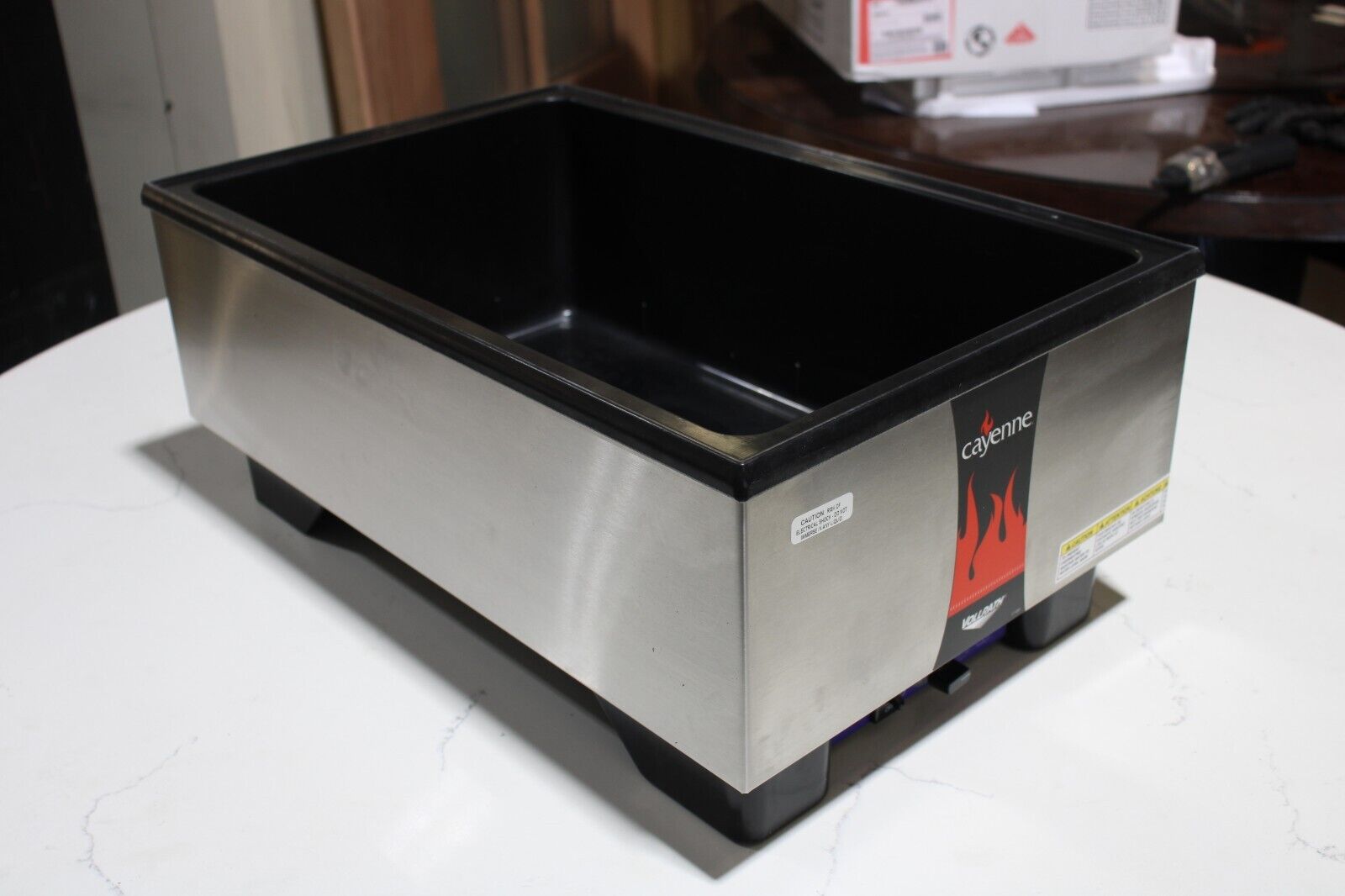 Vollrath 72023 Full Size Electric Countertop Cayenne Food Rethermalizer - NMB Restaurant Equipment