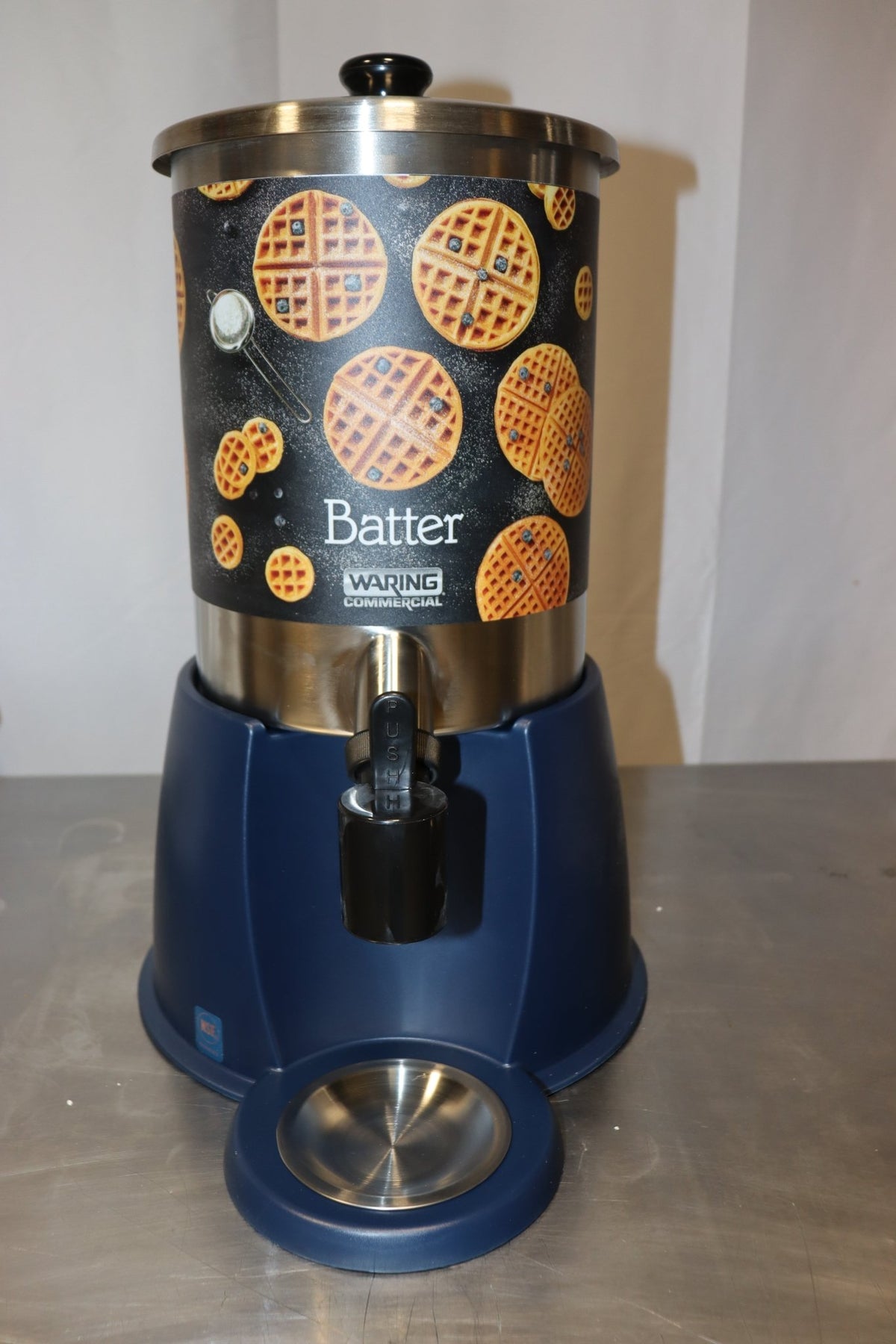 Waring 2 Gallon Batter Dispenser, WBD2G - NMB Restaurant Equipment