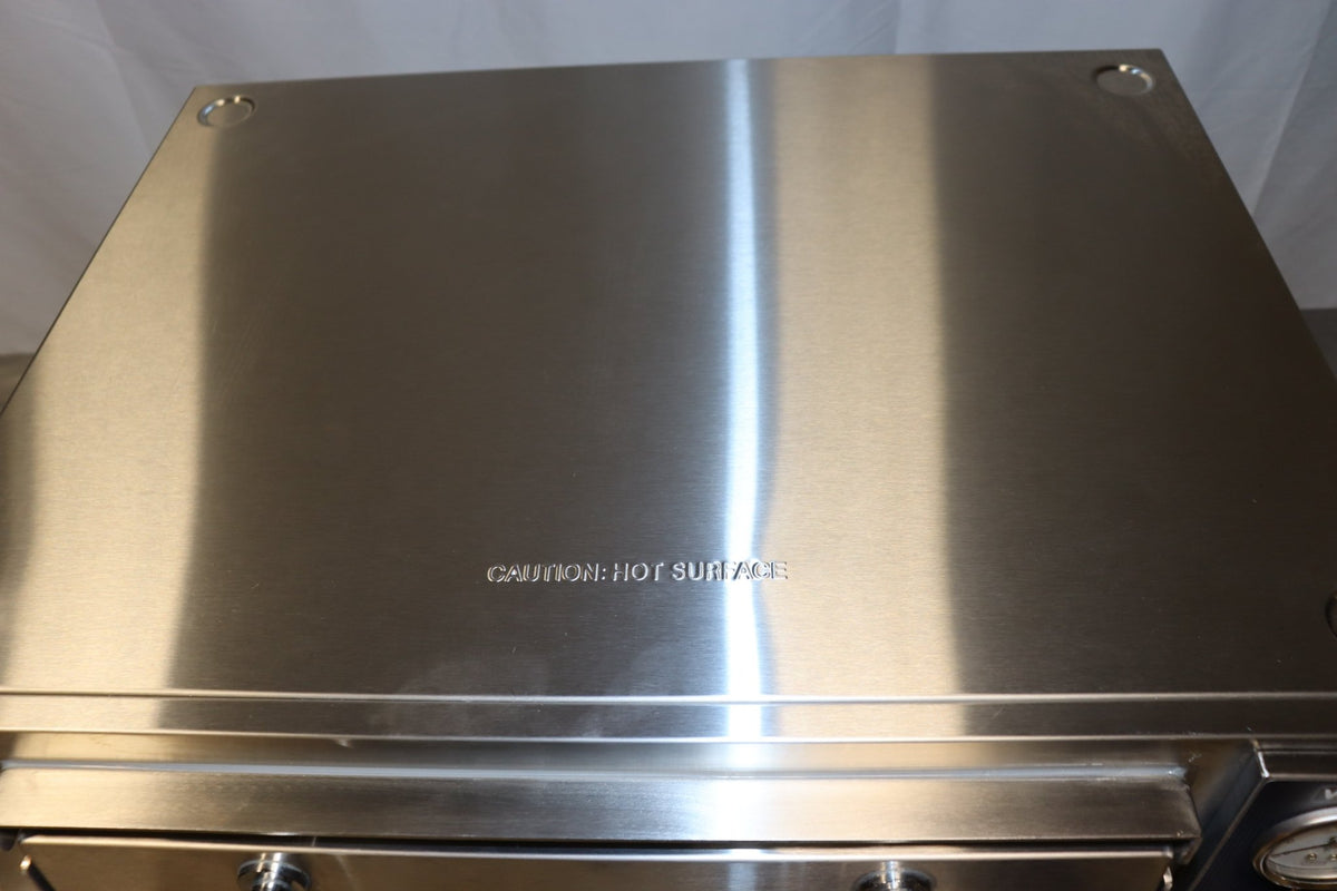 Waring WPO500 Electric Single Deck Countertop Pizza Oven, 120V, 1 Ph, 1,800W - NMB Restaurant Equipment